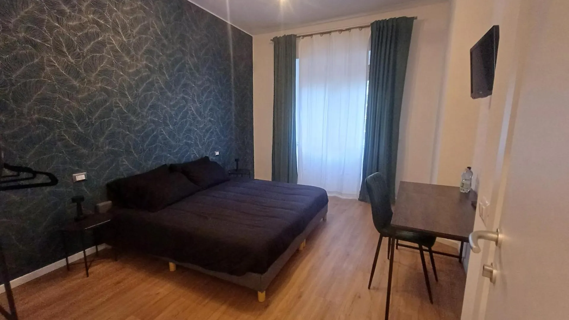 Bnb Camere Fiori 8 Gallarate Bed & Breakfast
