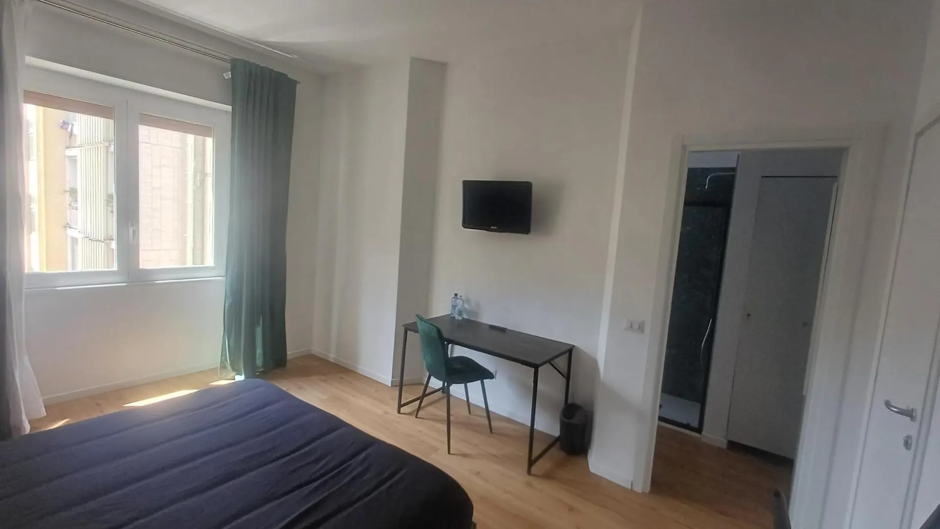 B&B Camere Fiori 8 Gallarate Italy